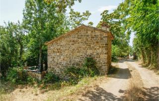 Nice Home In Villagrande Di Monteco - 9
