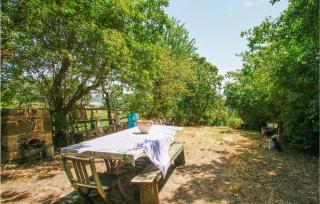 Nice Home In Villagrande Di Monteco - 8