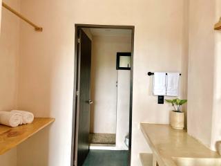 Casa Leah Puerto Escondido - Seaside Oasis in Zicatela - Steps from Beach - Steps To Zicatela & La Punta - 2 Outdoor Pools - 4 - Puerto Escondido - 5