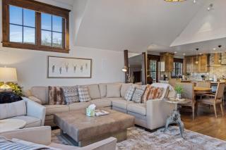 The Veranda at Trails Edge - Penthouse views and ski access! - 5