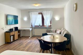 Courtyard Flats Studio URBAN STAY - Zagreb - 6