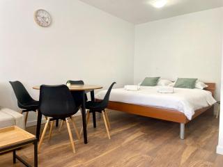Courtyard Flats House URBAN STAY - Zagreb - 1