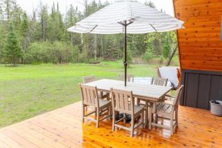 TreeTops Ayframe, Supersized AFrame on the River with Hot Tub - Indian River - 9