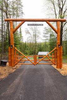 TreeTops Ayframe, Supersized AFrame on the River with Hot Tub - Indian River - 7
