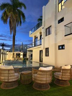 Couples Suites at Ocean Park Beach Club - San Juan - 1