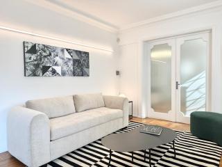 Spacious and elegant neoclassical style - Santiago - 8