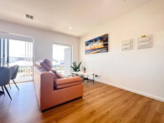 Nice home in Strathnairn - - 9