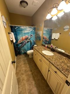 Cozy LaGrange Getaway!! - 9