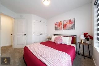 FreshModernWEMGarageKingBed - Edmonton - 1
