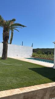 Masia Las Moreras autenticidad renovada 100 porcien a 10 minutos de Sitges en coche 12 huespedes Piscina Aire Aconc 6 Suites Open 15 June 2025 - Viladellops - 5