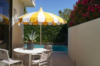 Historic Racquet Club Hideaway with Private Pool - Palm Springs - 2