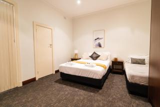 Civic Hotel - Perth - 3