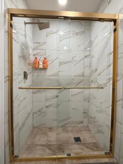 Modern Luxury Room - Massapequa - 3