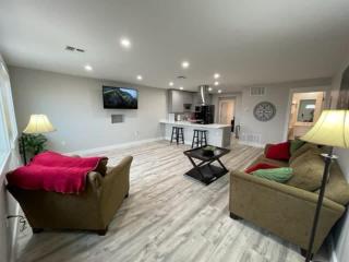 A brand new modern 2 bedroom upstairs apartment - 0