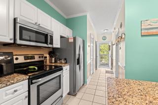 Country Club Living,Spacious 1 BR Condo along the Intracoastal Waterway!Sleeps 2 - Myrtle Beach - 8