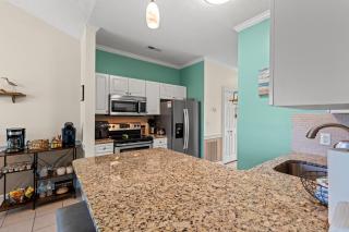 Country Club Living,Spacious 1 BR Condo along the Intracoastal Waterway!Sleeps 2 - Myrtle Beach - 6