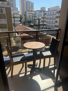 Guaruja Enseada 3 dormitorios 2 minutos da praia e ar condicionado - 0