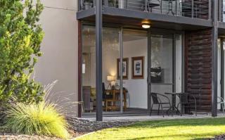 Golf Apartment and Heated Pool - Fingal - 1