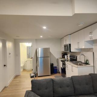 Spacious 2 Bedroom Suite in Gorman, Edmonton, Canada - Edmonton - 0