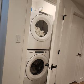 Spacious 2 Bedroom Suite in Gorman, Edmonton, Canada - Edmonton - 9