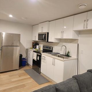Spacious 2 Bedroom Suite in Gorman, Edmonton, Canada - Edmonton - 8