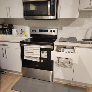 Spacious 2 Bedroom Suite in Gorman, Edmonton, Canada - Edmonton - 7