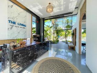 The Living Pool Villas - 8