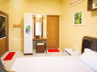 Palma Orchid Room Klaten - - 5