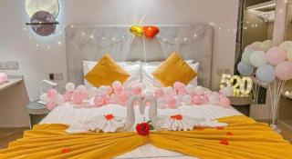 Magnotel Hotel Wuhan Jiangtan Lihuangpo Road Pedestrian Street - 1