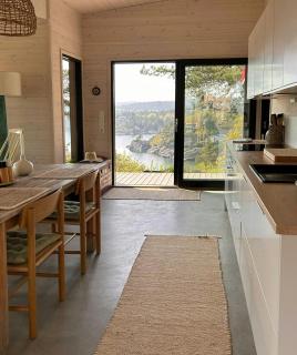 Arkitekttegnet Hytte Med Utsikt Over Skagerak - 0
