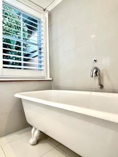 Tamalin Cottage - A West Hobart Gem -  - 1
