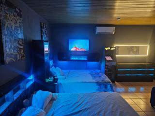 Big Apple Hotel - Montego Bay - 3