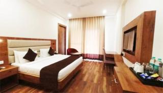A PREMIUM Hotel Nirmala Palace Ayodhya Near Shri Ram Janmabhoomi and Hanuman Garhi - Railway Station - Restaurant & Parking Facilities - Prime Location With Luxury and Spacious Room - Book Now - Ayodhya - 9