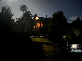 Luxury Studio in Bruce Bay - - 3
