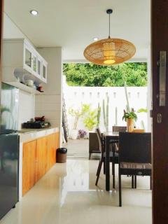 Bale Village Villa By Kasta Hospitality - Canggu - 7