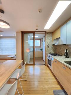 Banpodong 3Room Apartment Full Option - 1