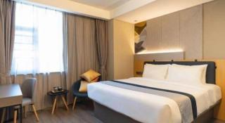 Home Inn Kunming Baita Road - Kunming - 1