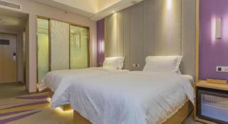 Lavande Hotels Guangzhou Fangcun Huadiwan Metro Station - Guangzhou - 2