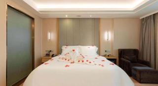 Lavande Hotels Guangzhou Fangcun Huadiwan Metro Station - Canton - 1