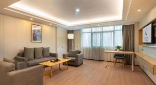 Lavande Hotels Guangzhou Fangcun Huadiwan Metro Station - Guangzhou - 1