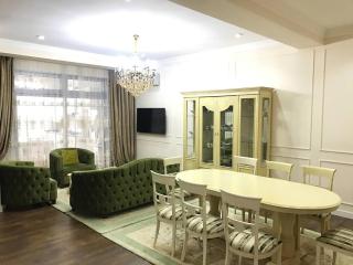 Cozy 3-Room Apartment - - 0