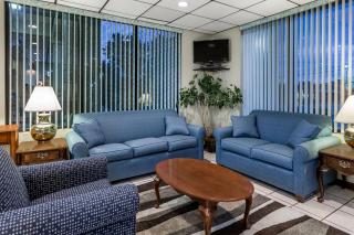 Days Inn by Wyndham Elberton - Elberton - 9