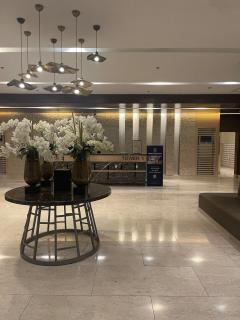 Minimalist Stay Mall of Asia WiFi, Netflix, Self Checkin - 4