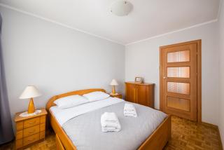 National Stadium Spacious Apartment by BookingHost - Warsaw - 8