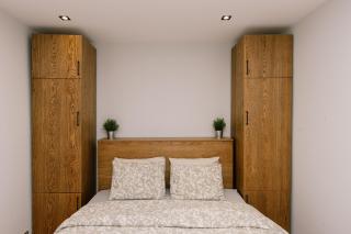 Ste's house at Macedonia Airport - 1