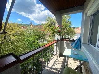 Rose’s OldTown Apartment - Braşov - 4