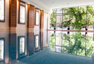 Lion's Garden Hotel - 1