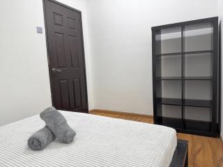 4BR3B Kajang DoubleStorey-14 pax - Kajang - 1