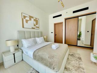 Opulent Nook 1br Designer Hideaway In Onyx - 3