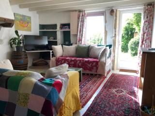 Bramble cottage - - 2